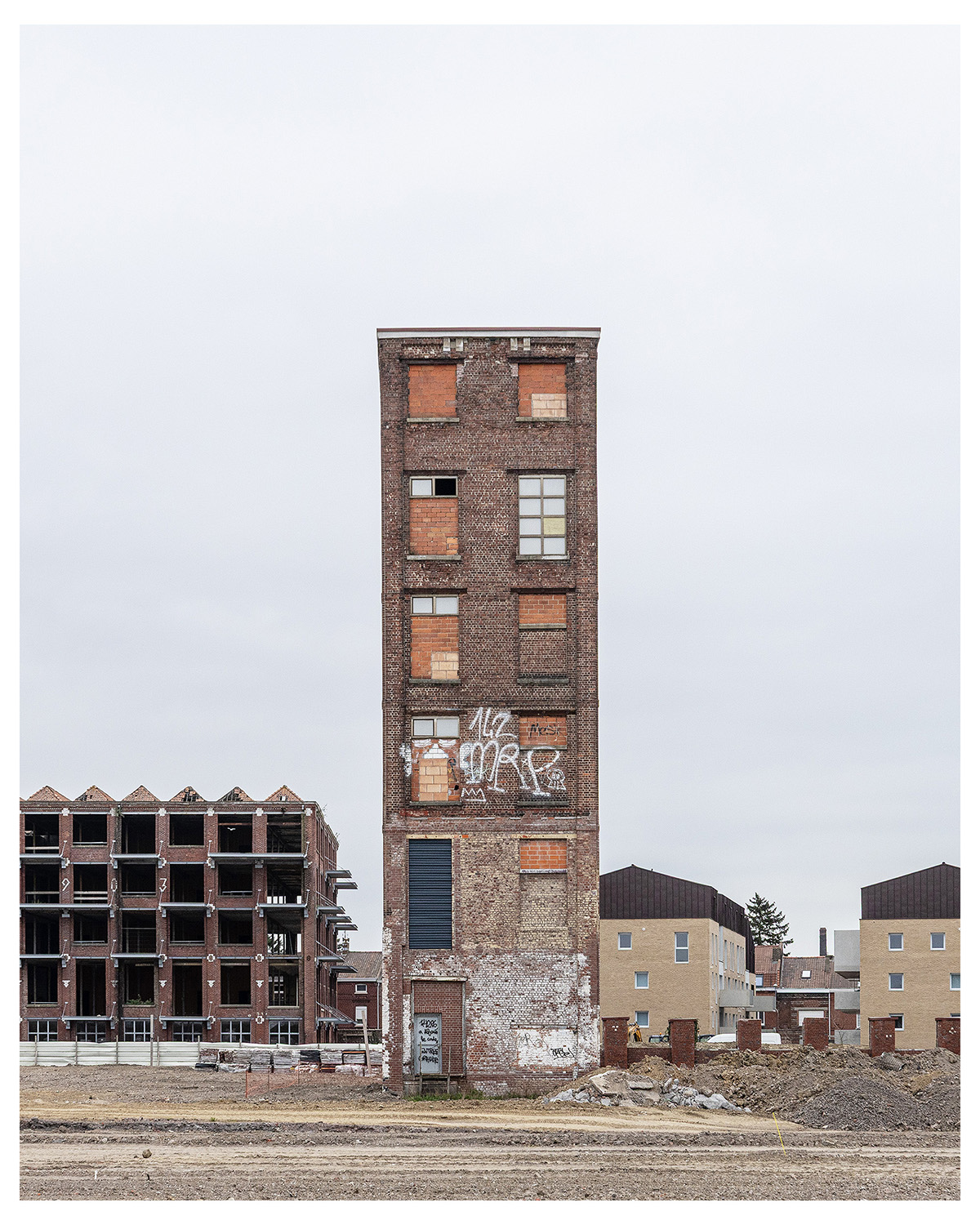 Photographie d'architecture et de patrimoine, Lille, Nord, Hauts-de-France. Ancienne tour de la Filature Desurmont, à Tourcoing ©Thomas Karges