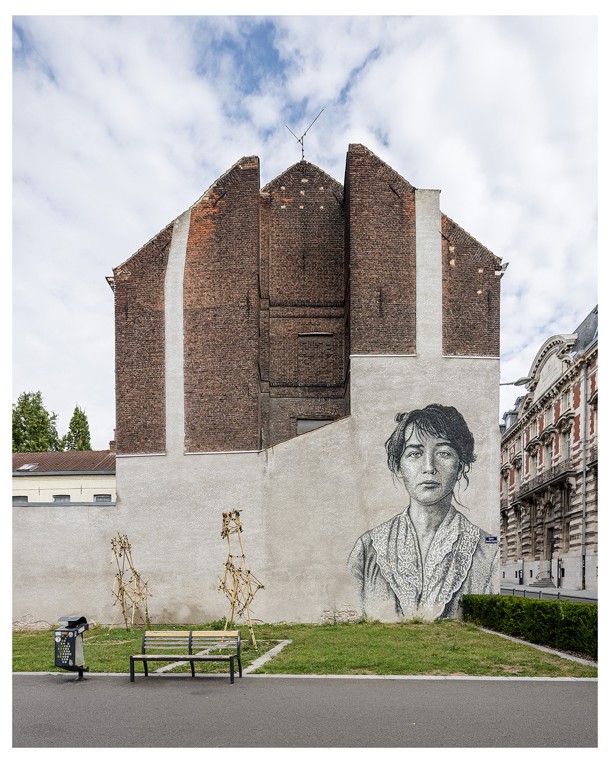 Photographie d'architecture et de patrimoine, Lille, Nord, Hauts-de-France. Fresque de street art à Roubaix. Oeuvre de JimmyC ©Thomas Karges