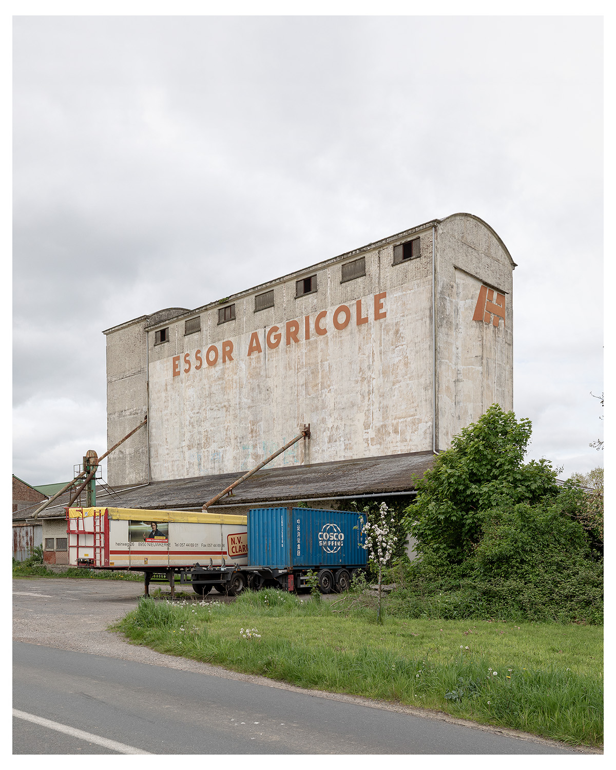 Photographie d'architecture et de patrimoine, Lille, Nord, Hauts-de-France. Silo Agricole à Eecke ©Thomas Karges